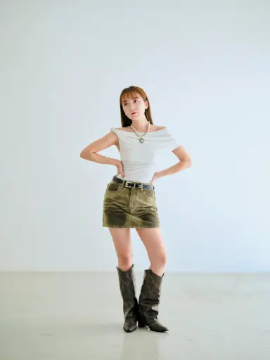 Washed denim mini skirt